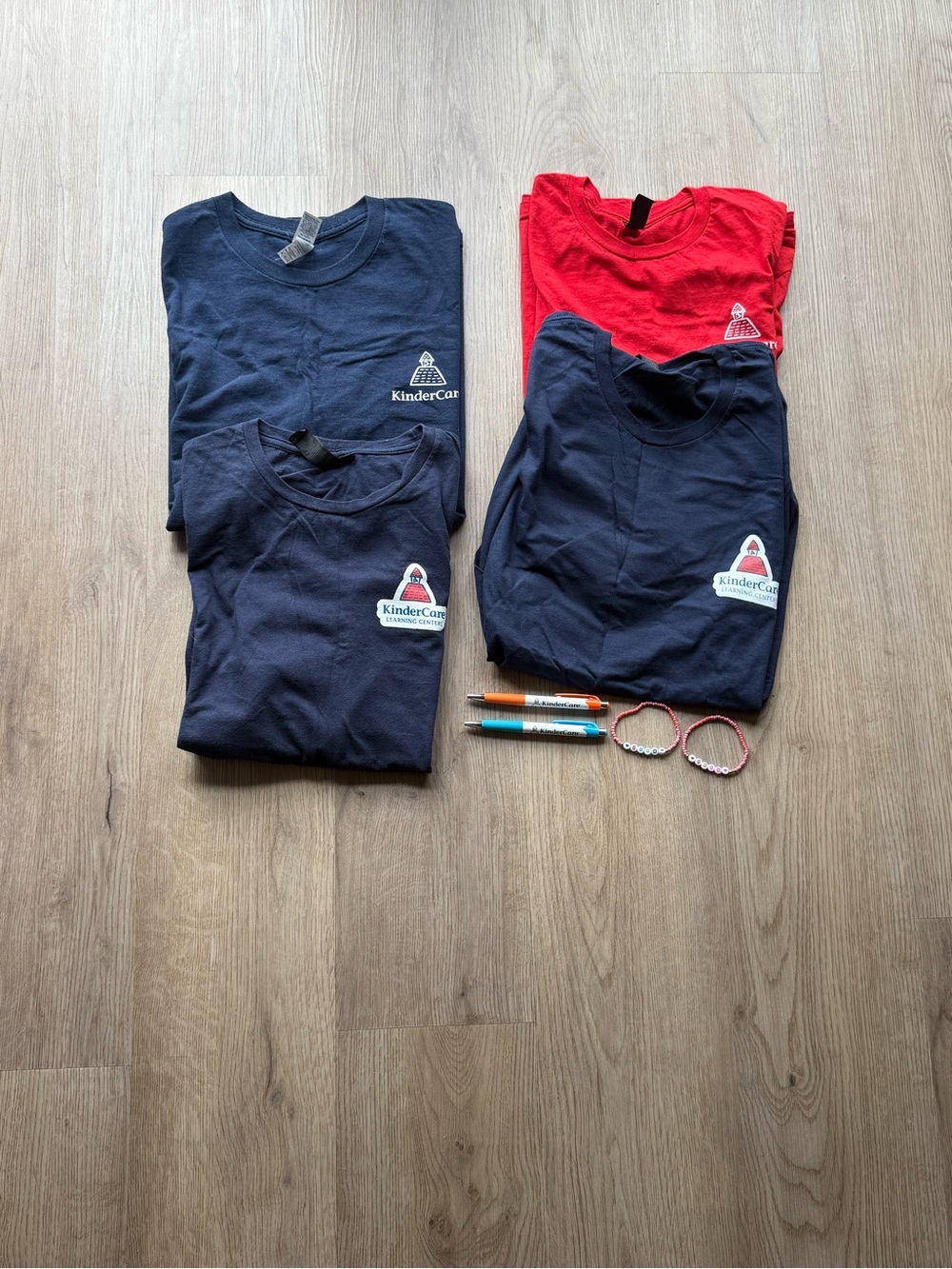 Gildan Unisex Short-Sleeve Logo Tees in Navy & Red